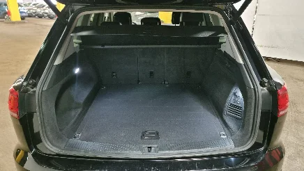 Volkswagen Touareg photo-15